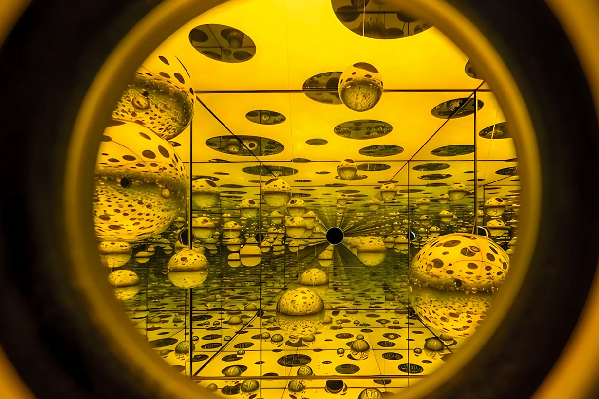 Yayoi Kusama Dots Obsession WNDR Museum