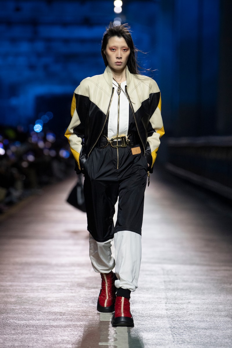 louis vuitton 2023 fall seoul runway show details handbags celebs squid game