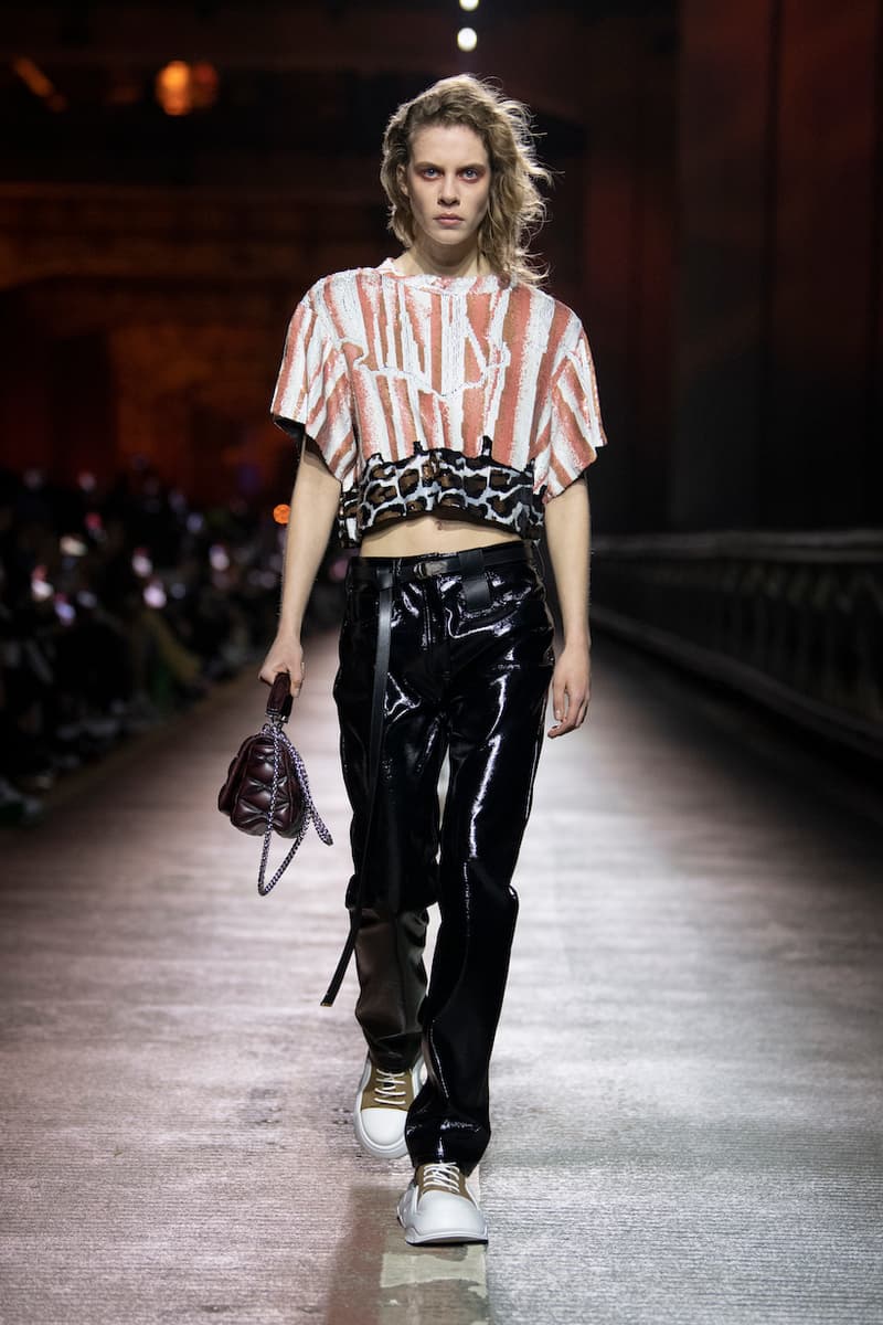 louis vuitton 2023 fall seoul runway show details handbags celebs squid game