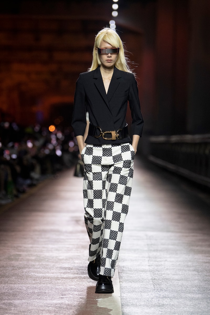 louis vuitton 2023 fall seoul runway show details handbags celebs squid game