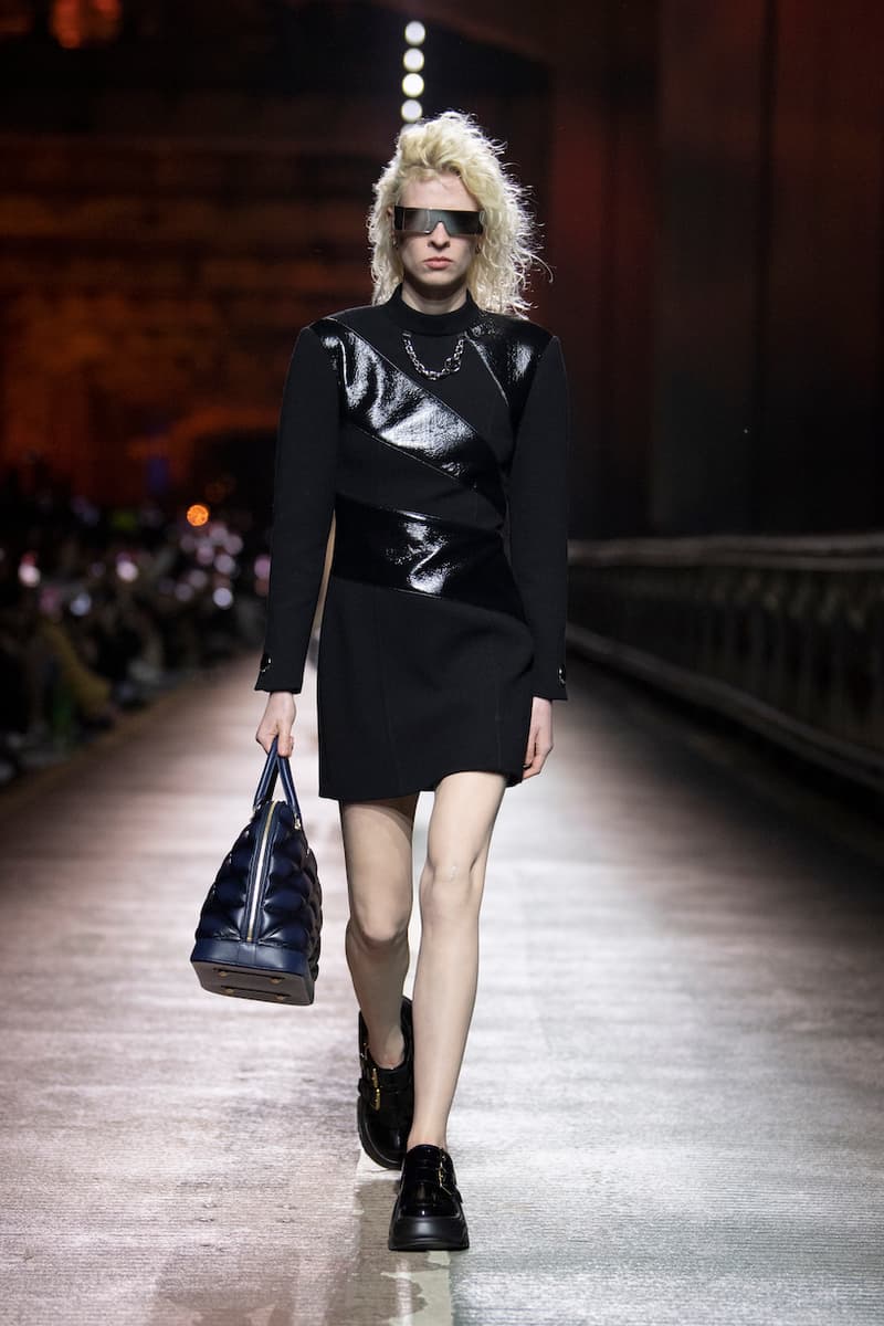 Louis Vuitton 首爾的 2023 早秋大秀瘋狂洗版,到底發生了多少好玩的事?