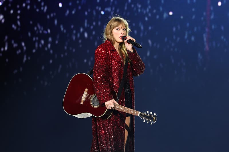 Taylor swift hinted break up jow alwyn era tour concert divorce