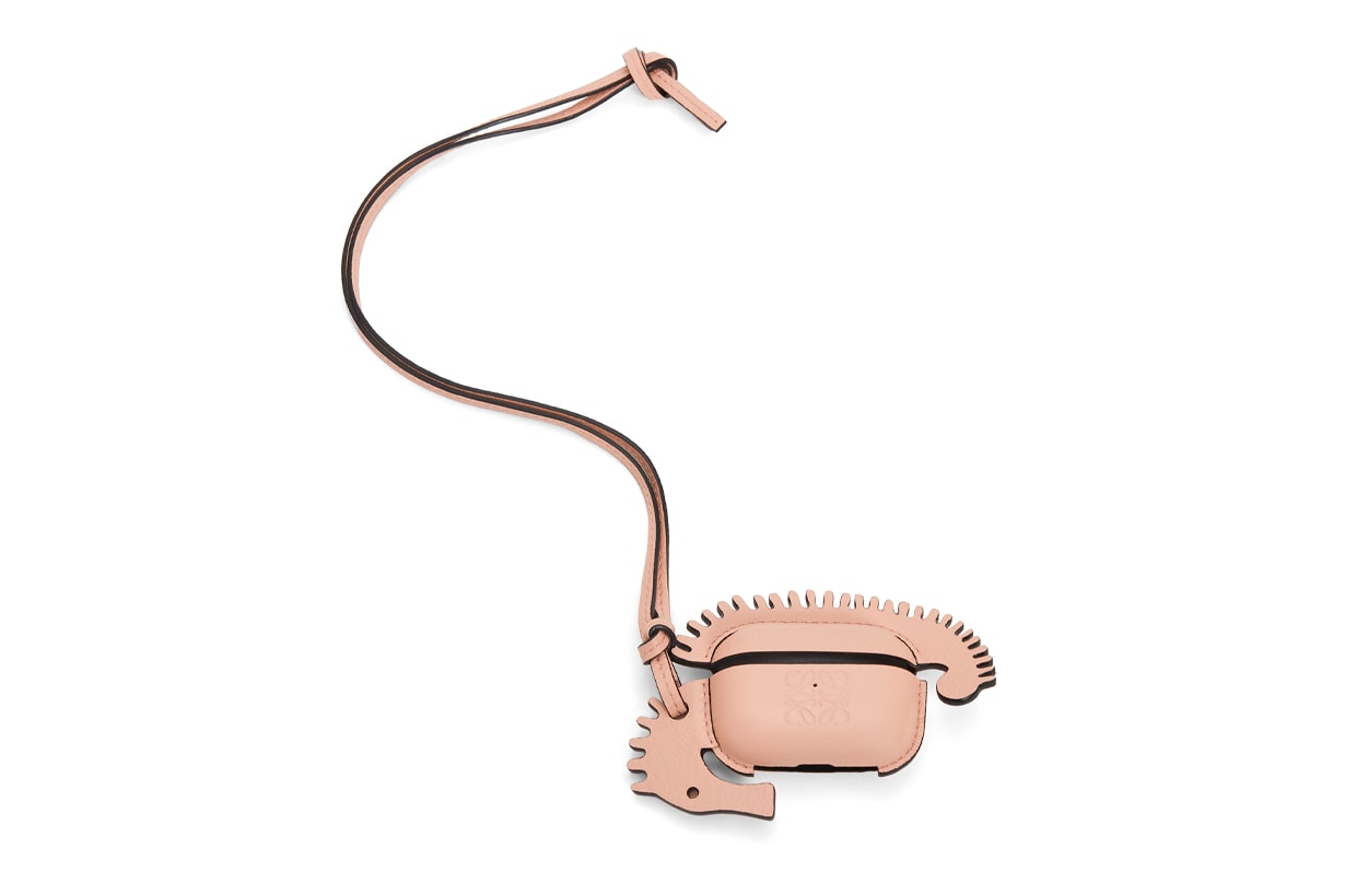 Loewe Paula’s Ibiza pop-up store cafe limited fun stuff taipei