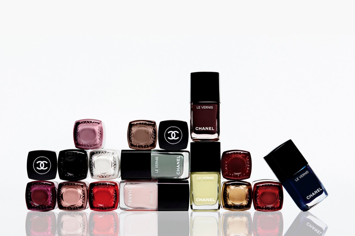 Chanel Beauty le vernis longwear nail colour 2023 ss