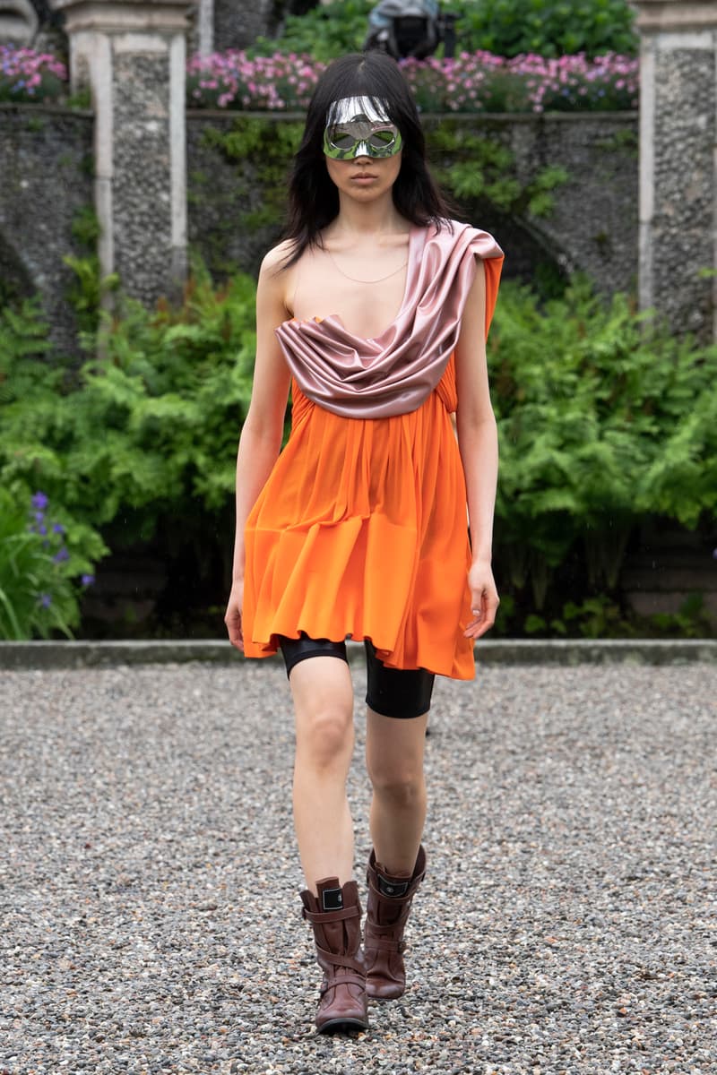 Louis Vuitton 2024 pre-spring fashion show runway