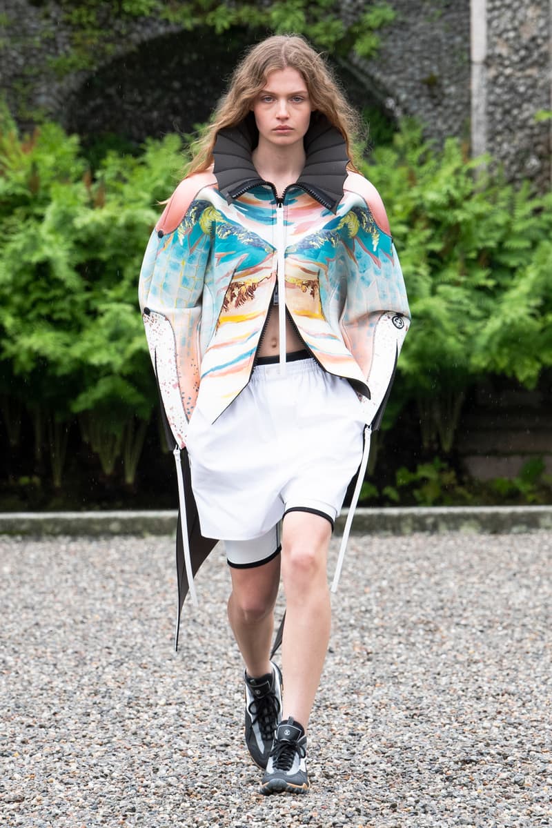 Louis Vuitton 2024 pre-spring fashion show runway