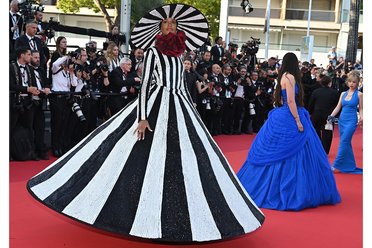 康城影展 Cannes BLACKPINK BLACKPINK Jennie CHANEL BLACKPINK Rosé Troye Sivan Alexander McQueen Saint Laurent Michelle Yeoh Balenciaga Gigi Hadid Jennifer Lawrence Dior Natalie Portman Johnny Depp Leonardo DiCaprio Coco Rocha Dolce&Gabbana DG Dua Lipa Celine Alexa Chung Prada Gemma Chan Louis Vuitton Stella Maxwell Versace Elle Fanning