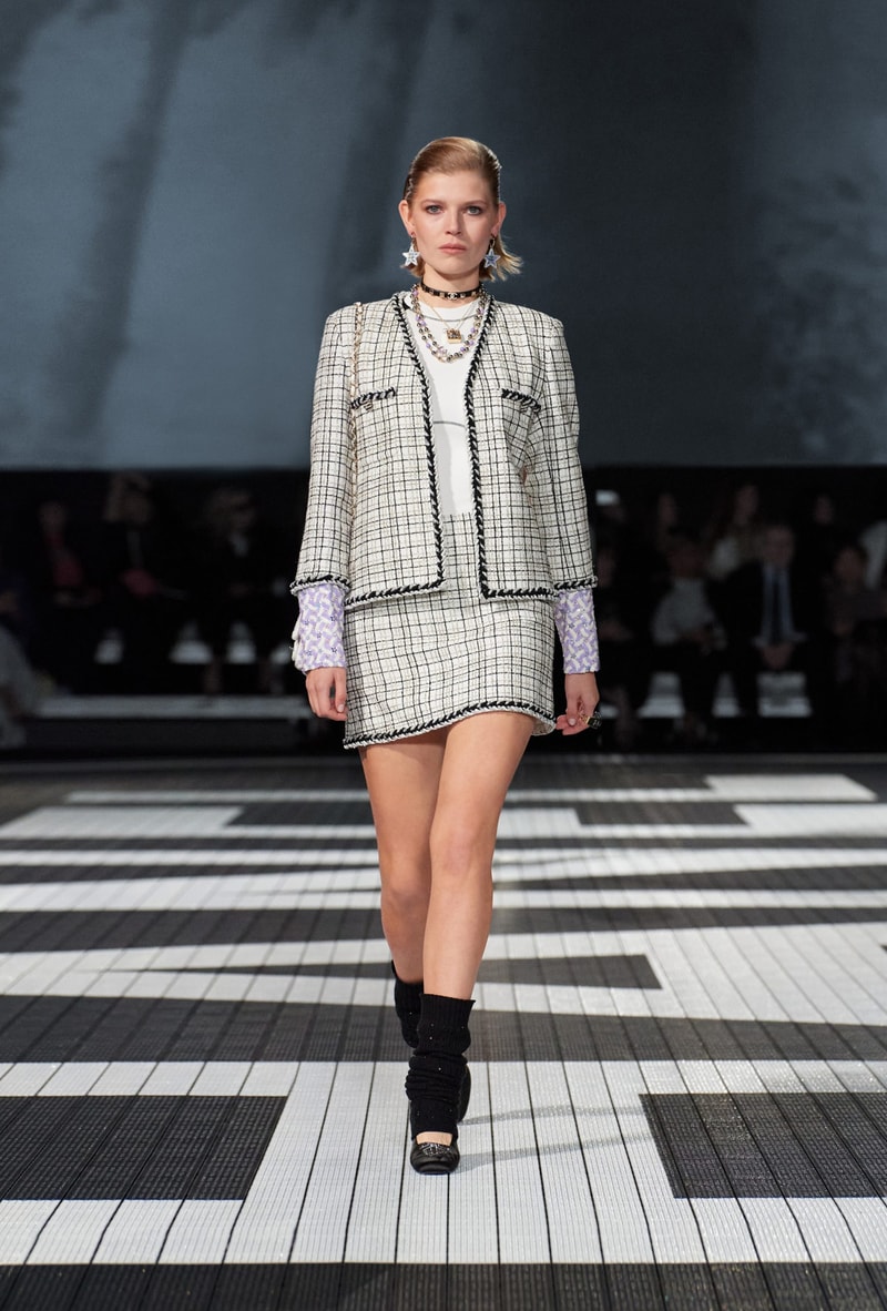 chanel 2024 Cruise fashion show runway