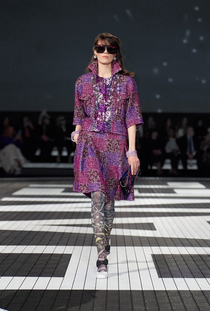 chanel 2024 Cruise fashion show runway