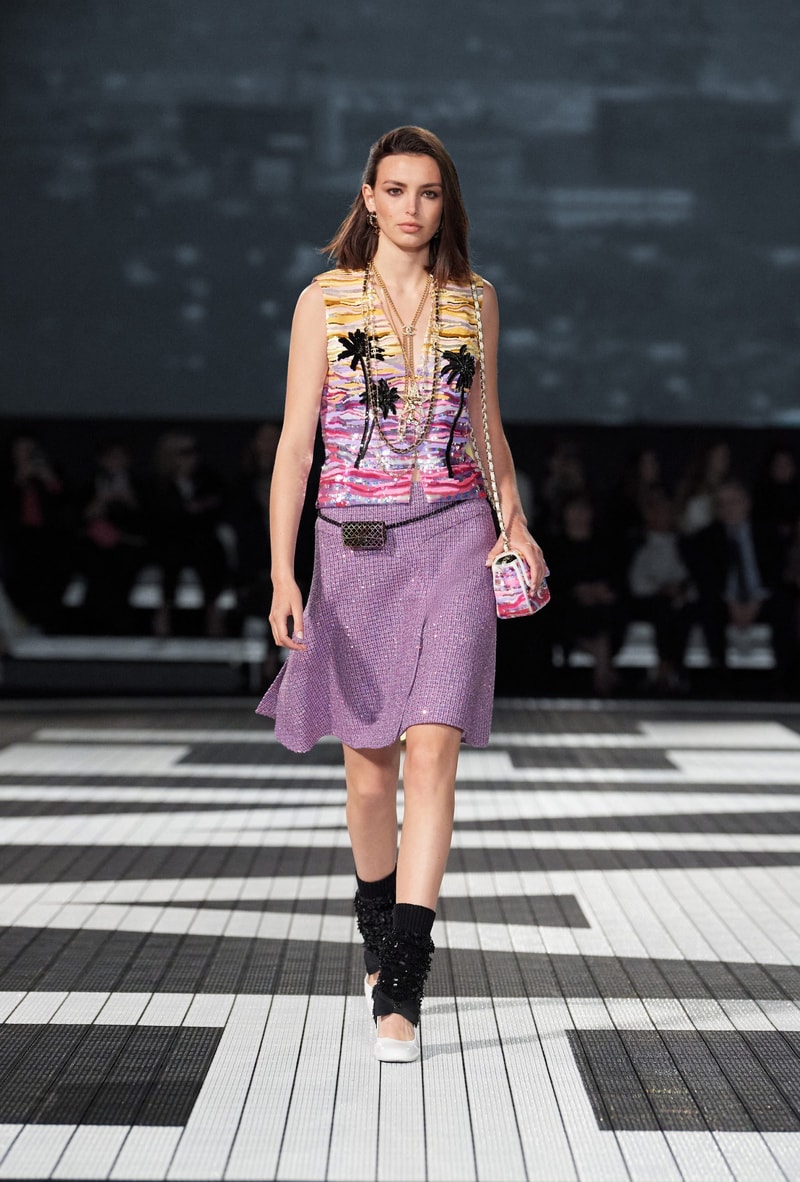 chanel 2024 Cruise fashion show runway