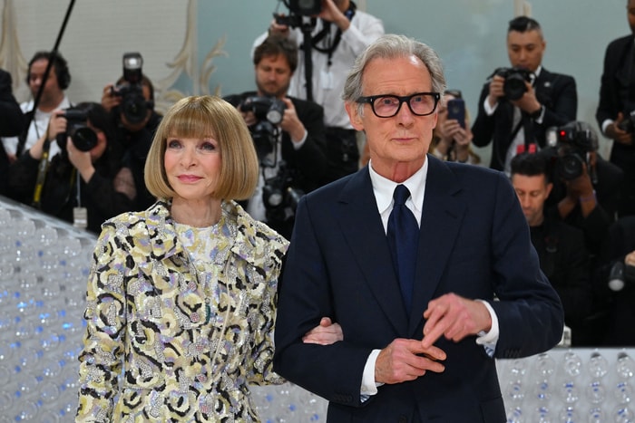 Met Gala 有戀情萌芽?英演員 Bill Nighy 澄清,與 Anna Wintour 只是 20 年好友!
