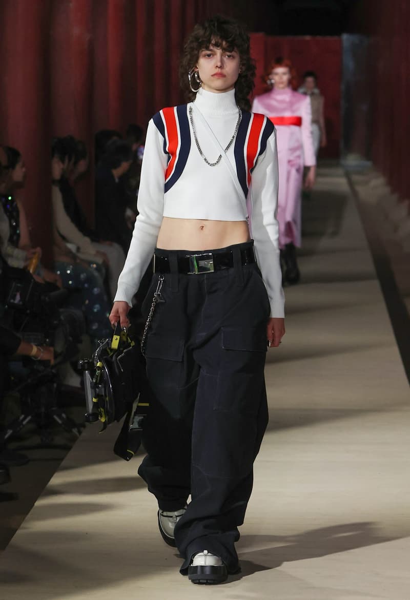 Gucci 2024 pre-spring fashion show runway