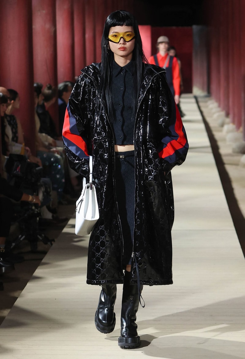 Gucci 2024 pre-spring fashion show runway 