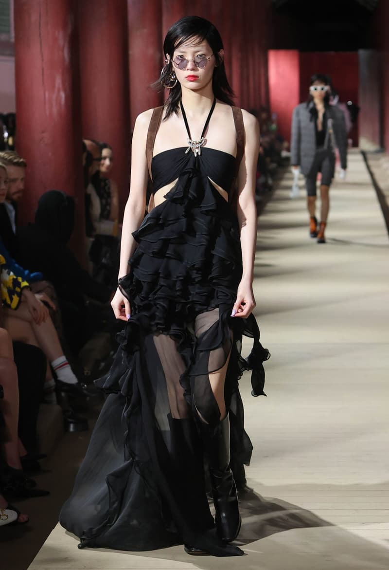 Gucci 2024 pre-spring fashion show runway