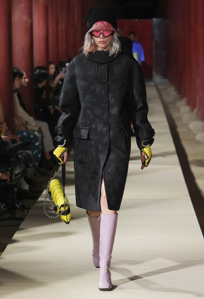 Gucci 2024 pre-spring fashion show runway