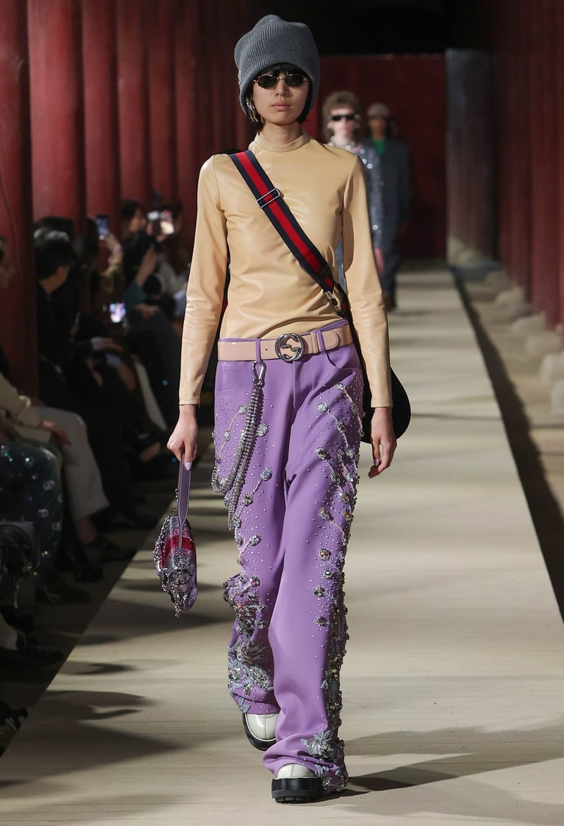 Gucci 2024 pre-spring fashion show runway 