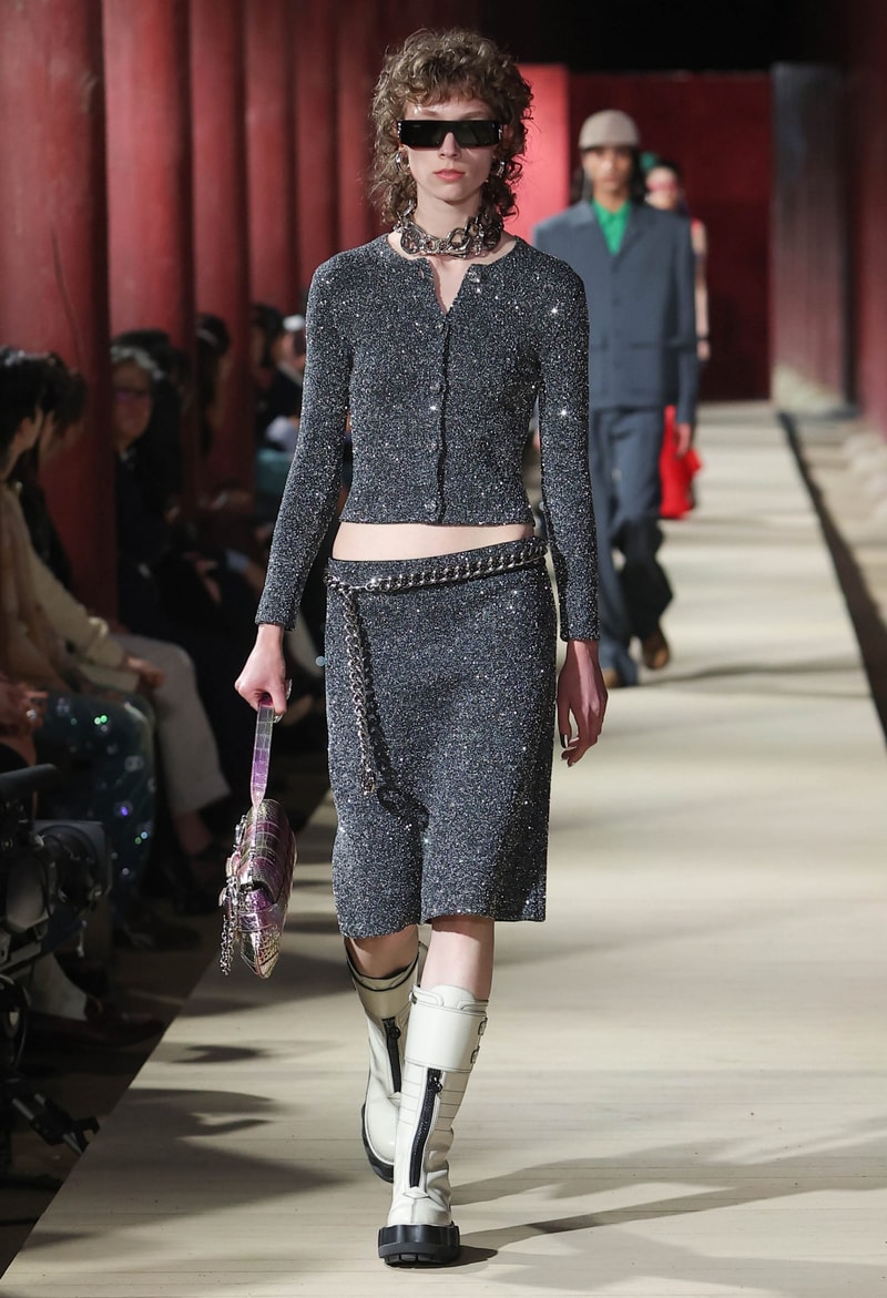 Gucci 2024 pre-spring fashion show runway 