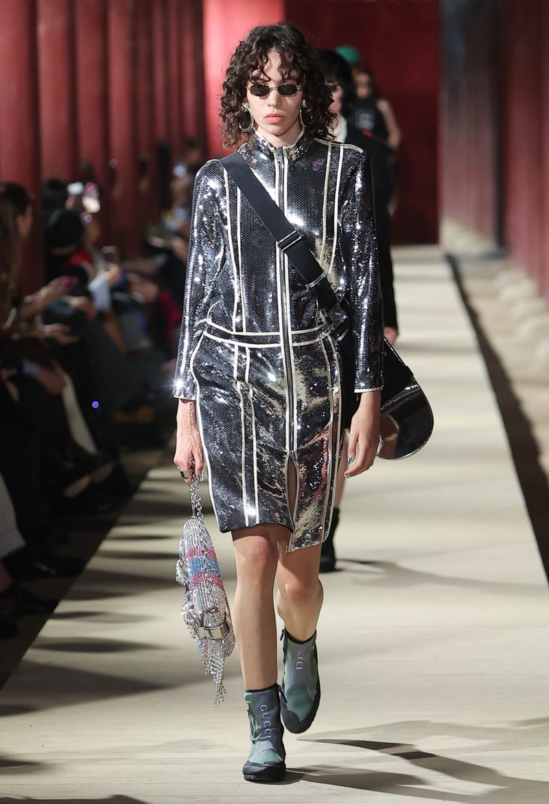 Gucci 2024 pre-spring fashion show runway 