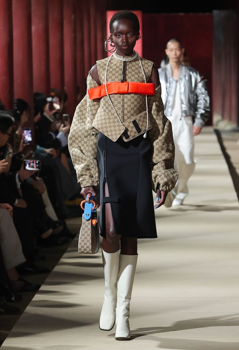 Gucci 2024 pre-spring fashion show runway 