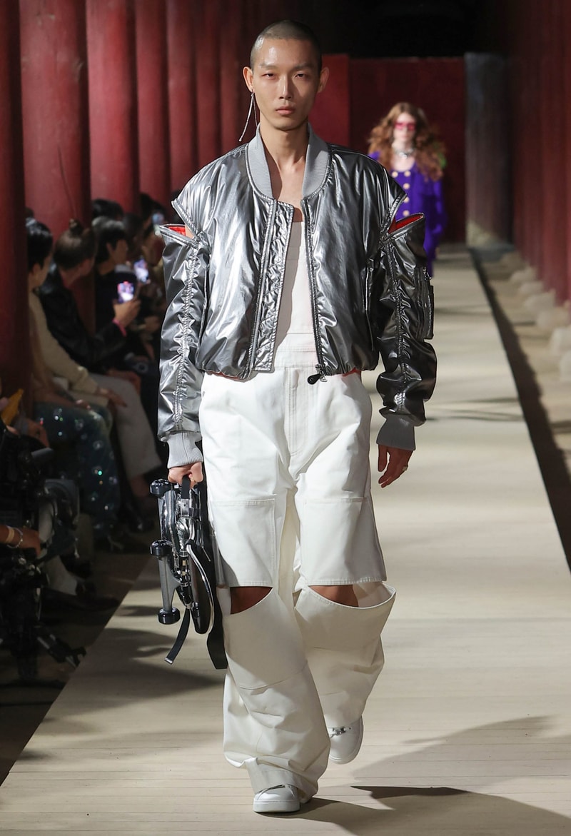 Gucci 2024 pre-spring fashion show runway 