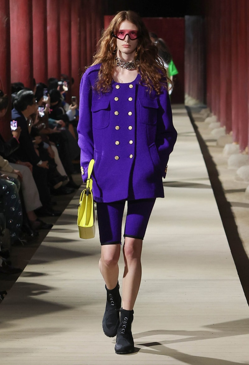 Gucci 2024 pre-spring fashion show runway 