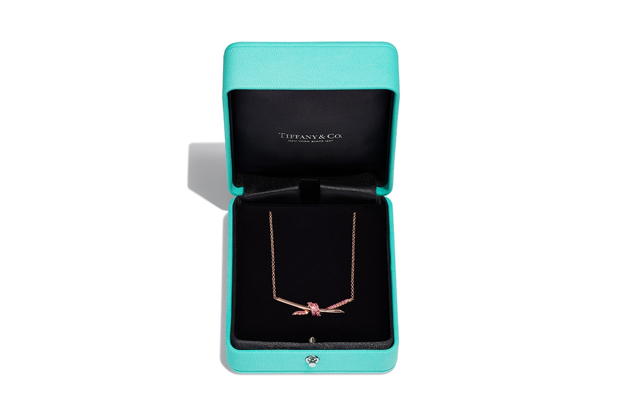 Mothers Day 母親節 MARIMEKKO OMEGA Tiffany and Co. BVLGARI King Fook Jewellery HARVEY NICHOLS Christopher Kane Oscar de la Renta