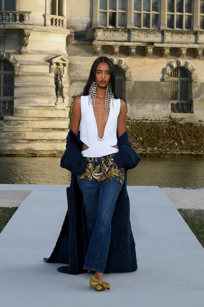 valentino haute couture 2023 24 Un Château de Chantilly runway details every looks