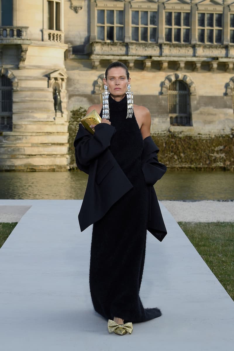 valentino haute couture 2023 24 Un Château de Chantilly runway details every looks
