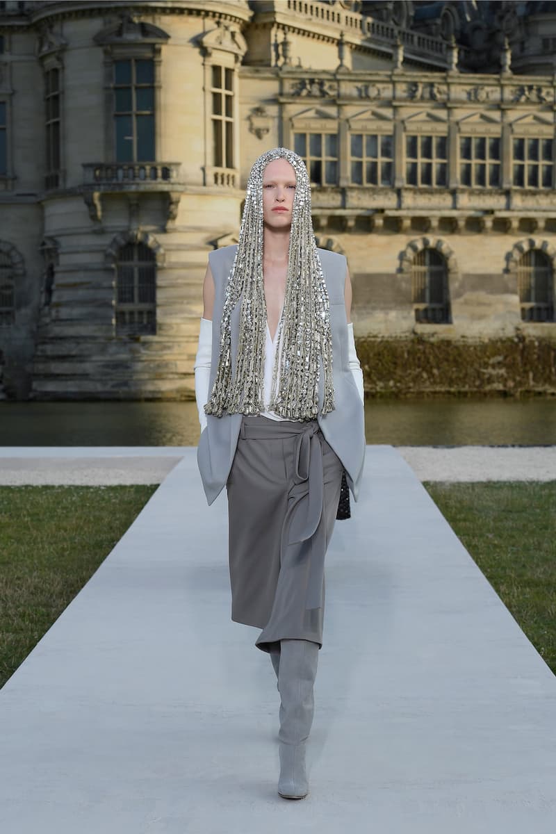 valentino haute couture 2023 24 Un Château de Chantilly runway details every looks