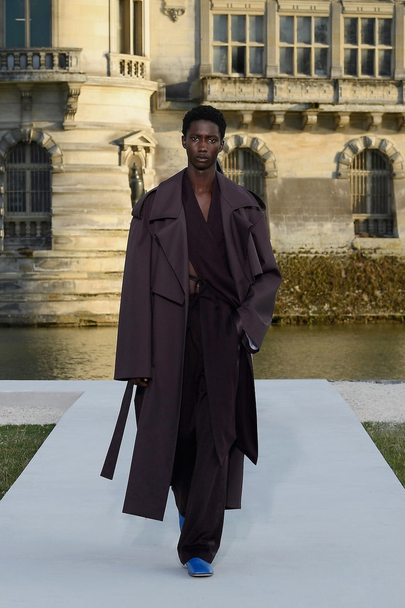 valentino haute couture 2023 24 Un Château de Chantilly runway details every looks