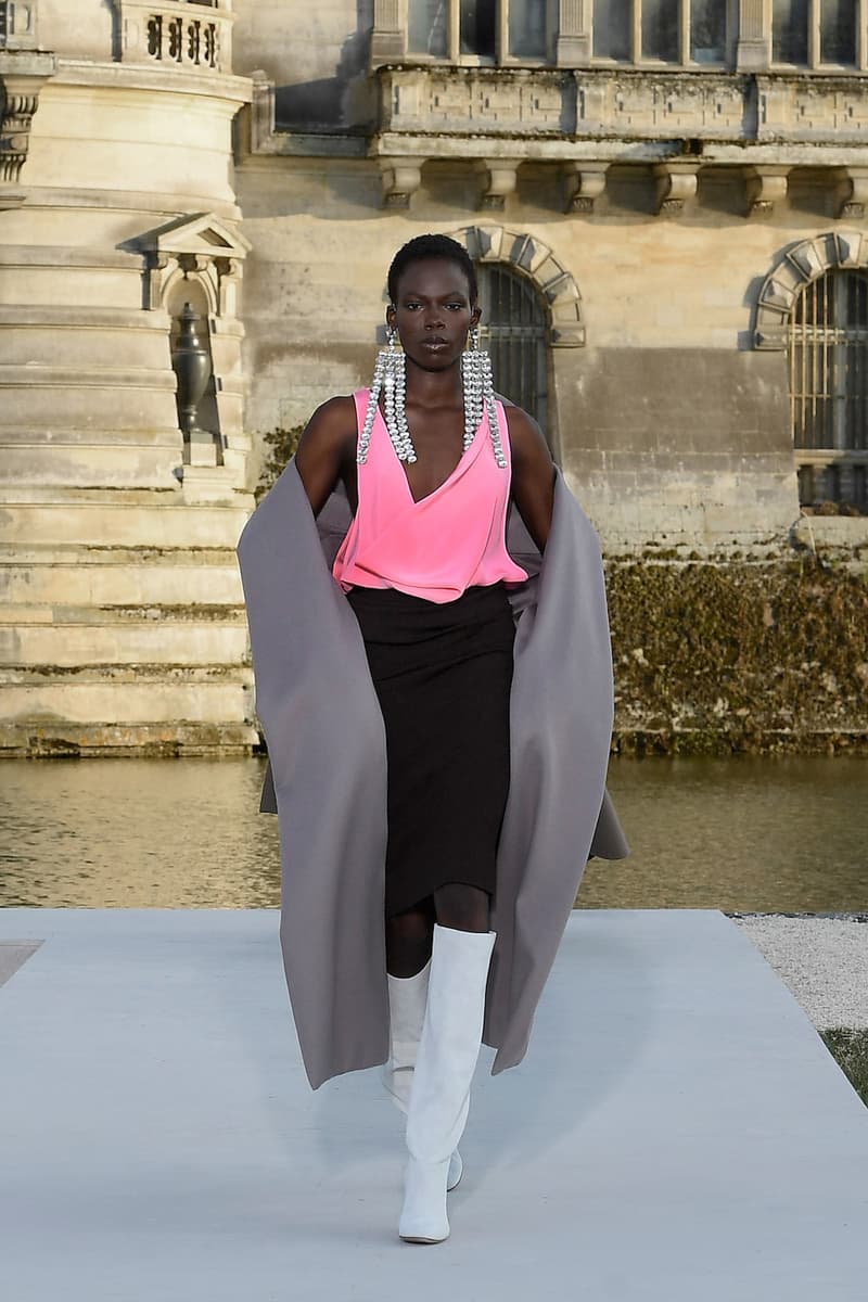 valentino haute couture 2023 24 Un Château de Chantilly runway details every looks