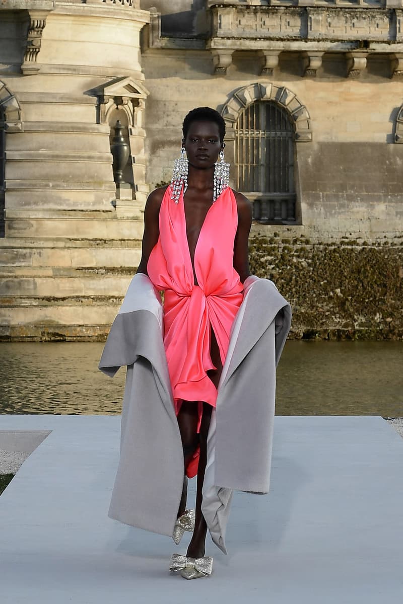 valentino haute couture 2023 24 Un Château de Chantilly runway details every looks