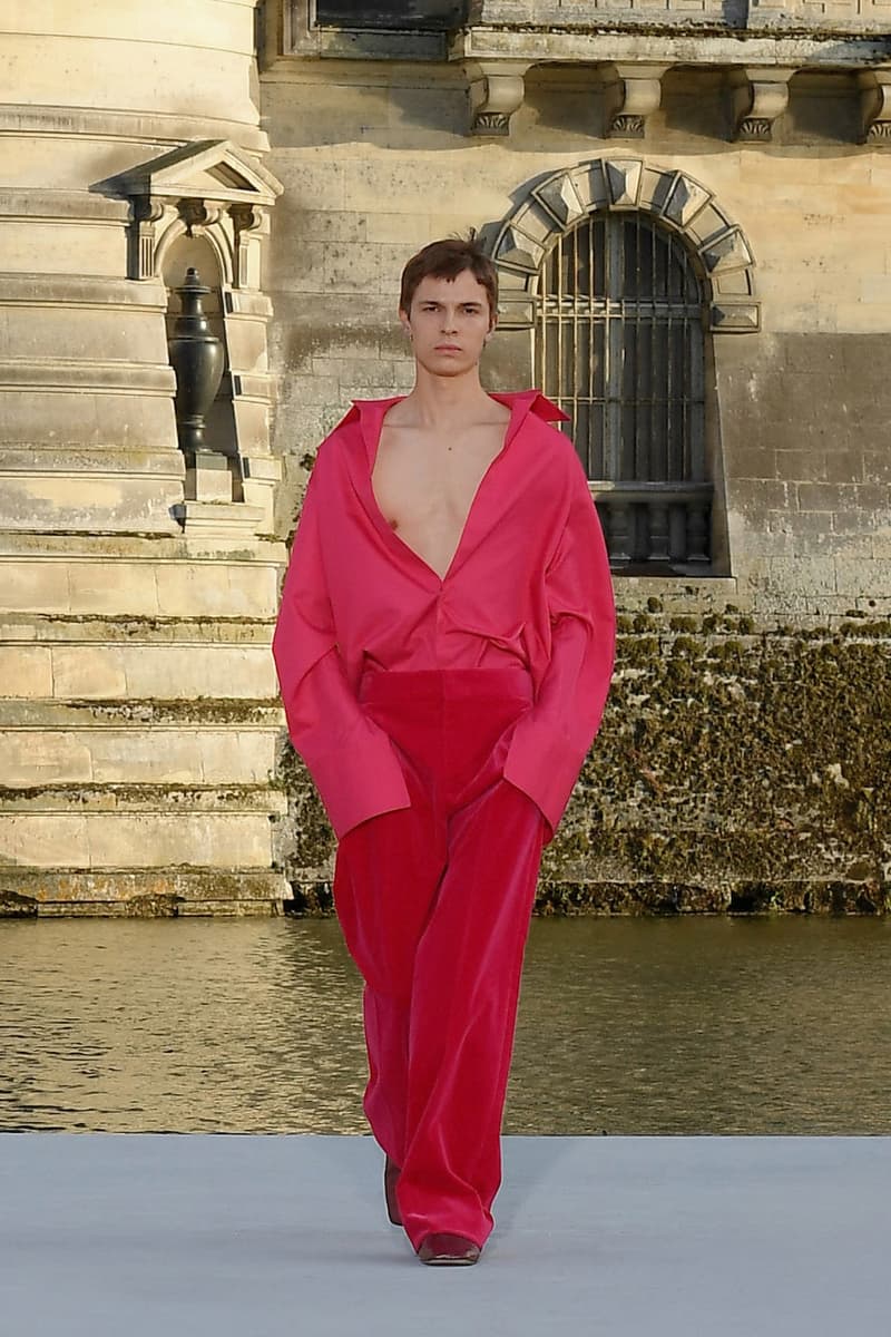 valentino haute couture 2023 24 Un Château de Chantilly runway details every looks