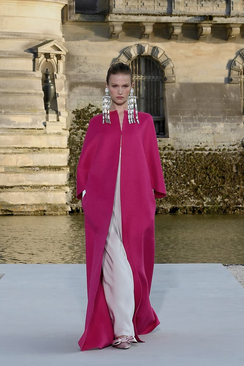 valentino haute couture 2023 24 Un Château de Chantilly runway details every looks