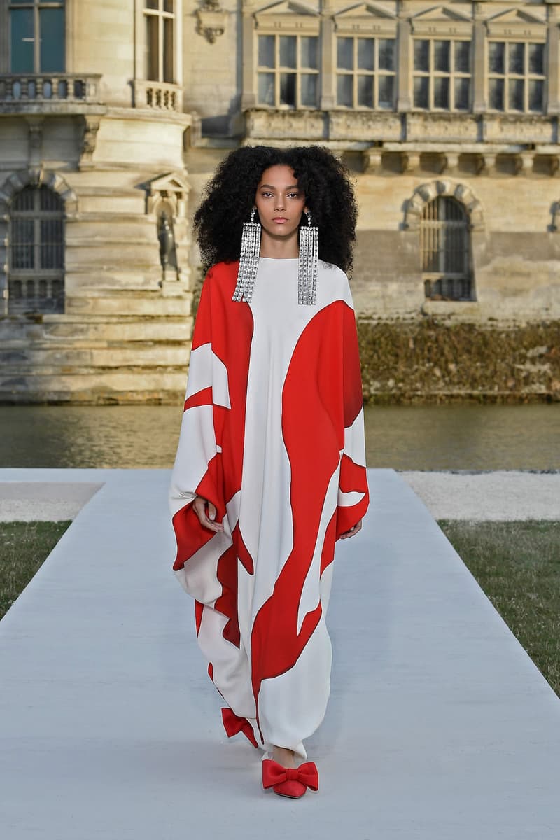 valentino haute couture 2023 24 Un Château de Chantilly runway details every looks
