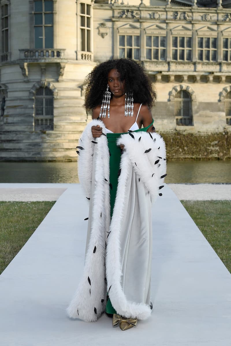 valentino haute couture 2023 24 Un Château de Chantilly runway details every looks