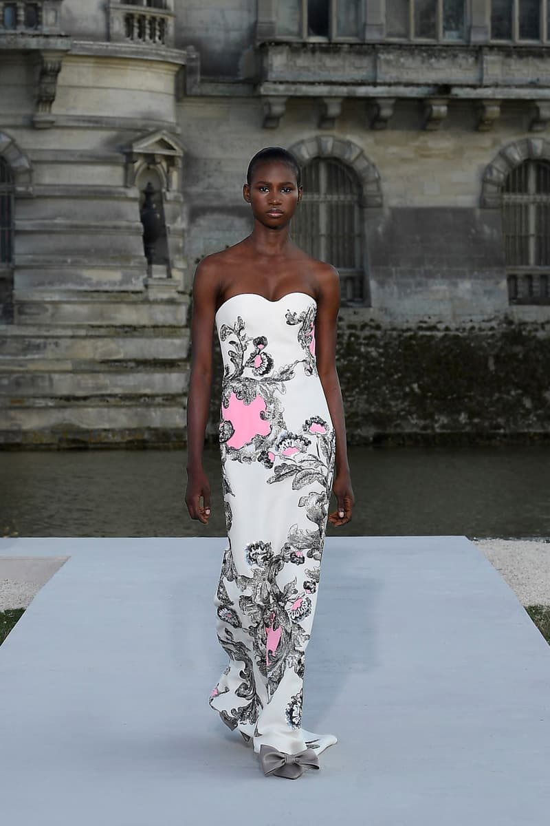 valentino haute couture 2023 24 Un Château de Chantilly runway details every looks