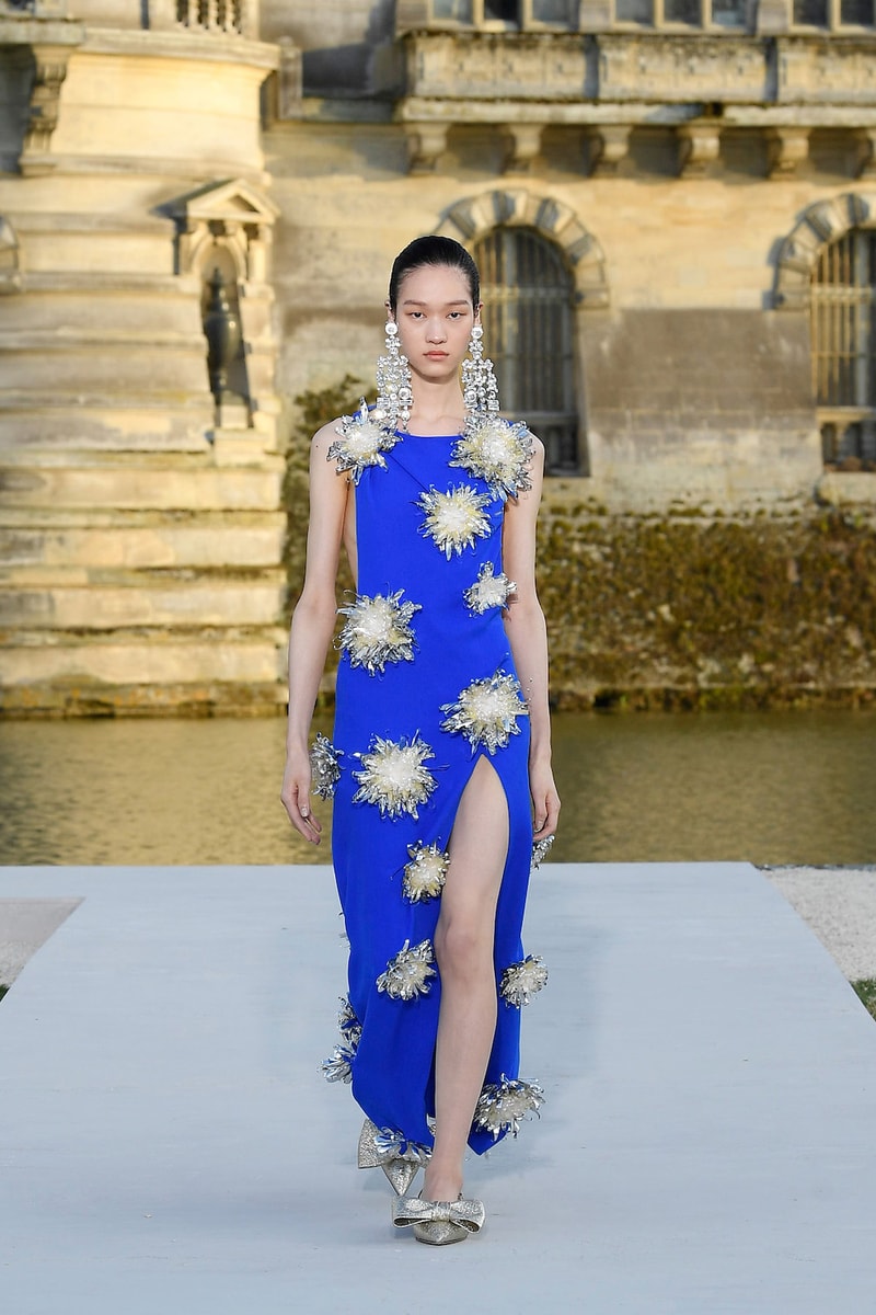 valentino haute couture 2023 24 Un Château de Chantilly runway details every looks