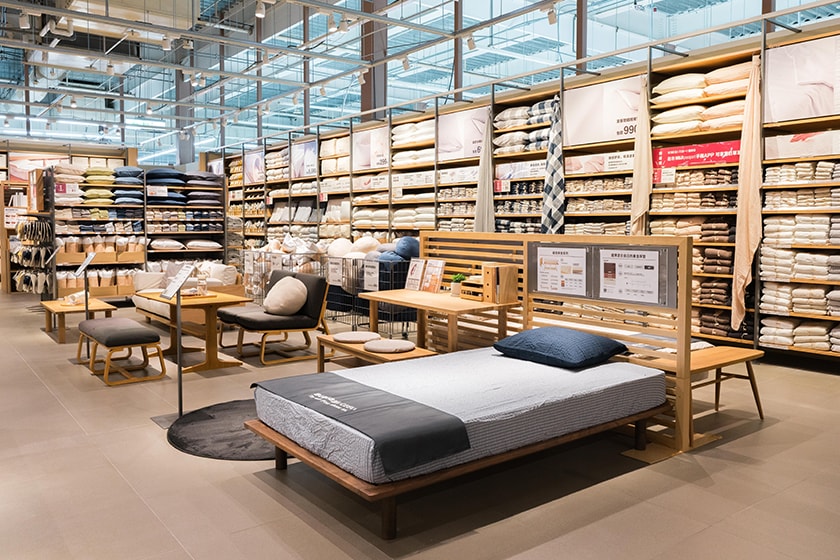 MUJI new store Zhongli open with JINS