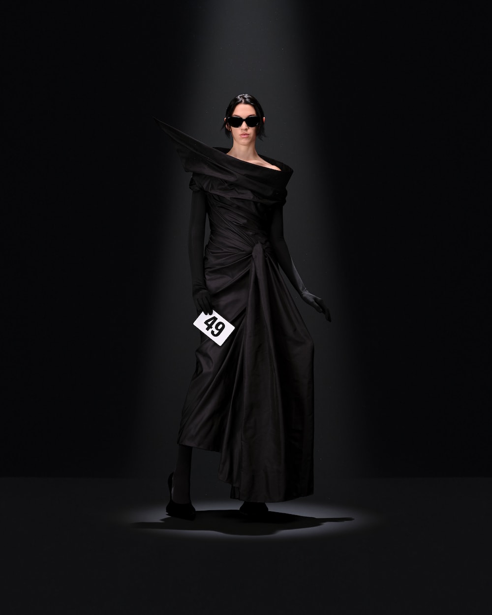 Balenciaga 52nd Couture Collection highlight grace kelly Danielle Slavik every looks details