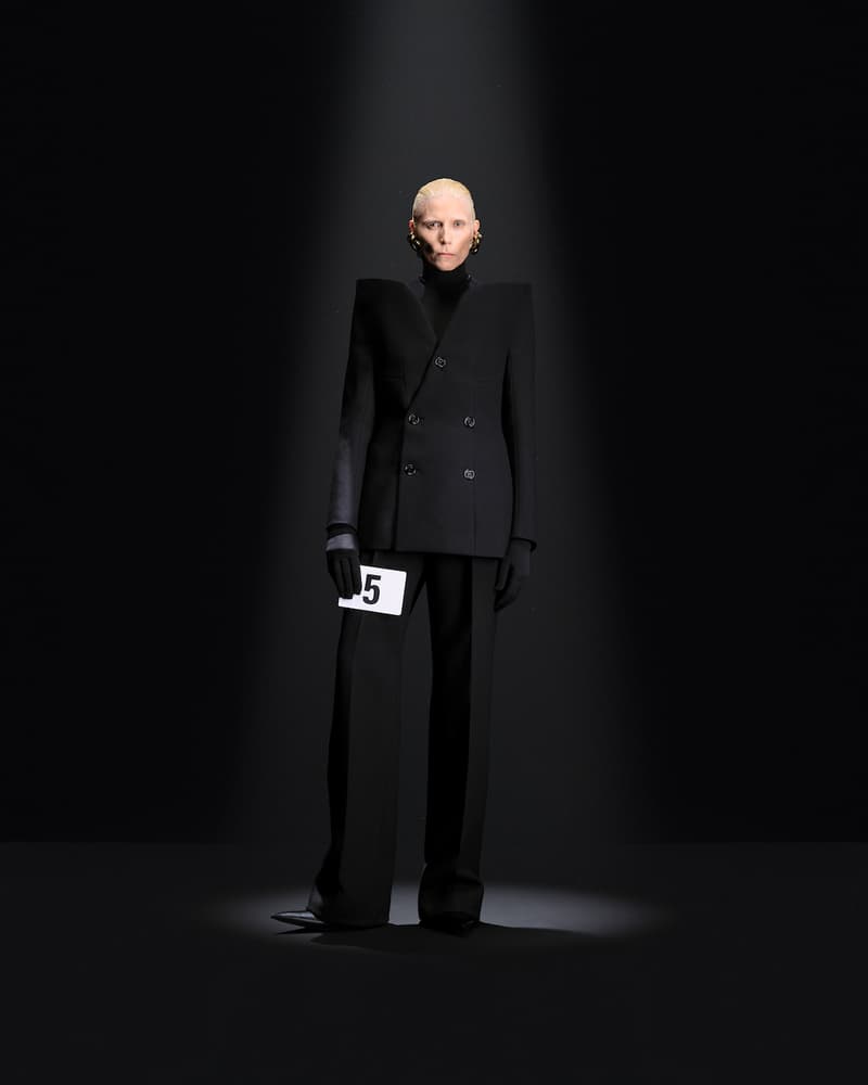 Balenciaga 52nd Couture Collection highlight grace kelly Danielle Slavik every looks details