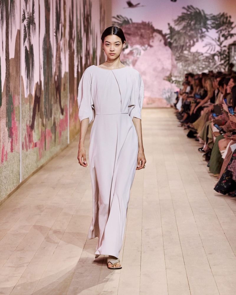 Christian Dior Haute Couture 2023 2024 runway review