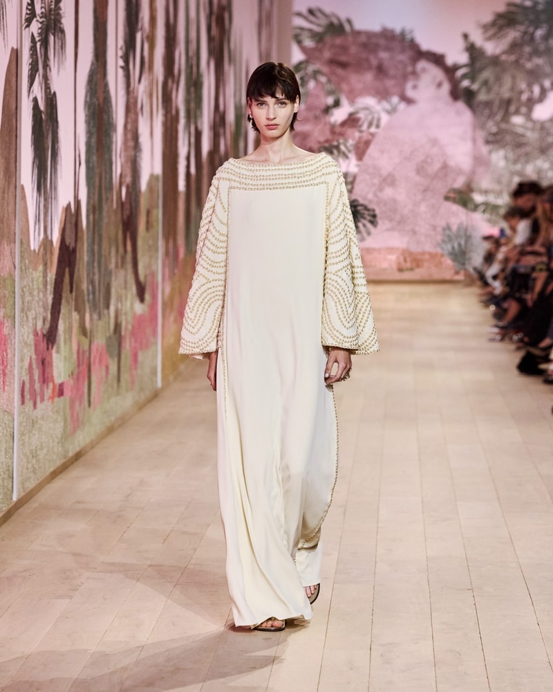 Christian Dior Haute Couture 2023 2024 runway review