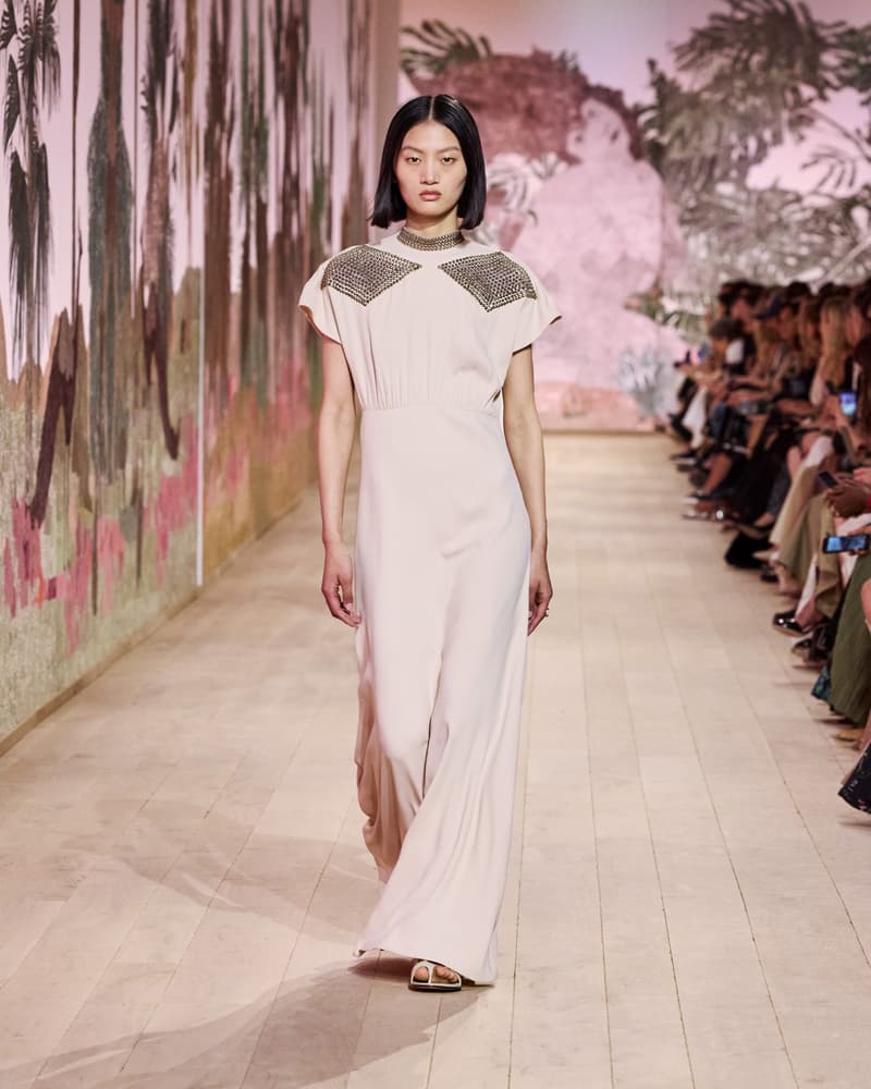 Christian Dior Haute Couture 2023 2024 runway review