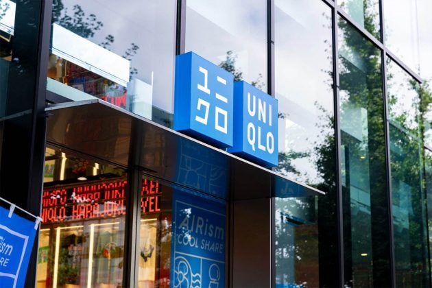 uniqlo-logo-turns-to-blue