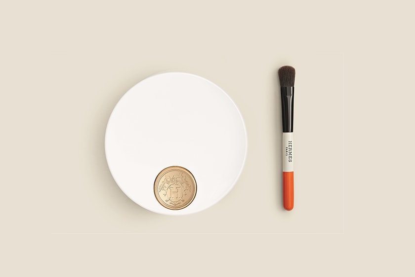 Le Regard Hermes mascara Eyeshadow Eyelash curler Brushes