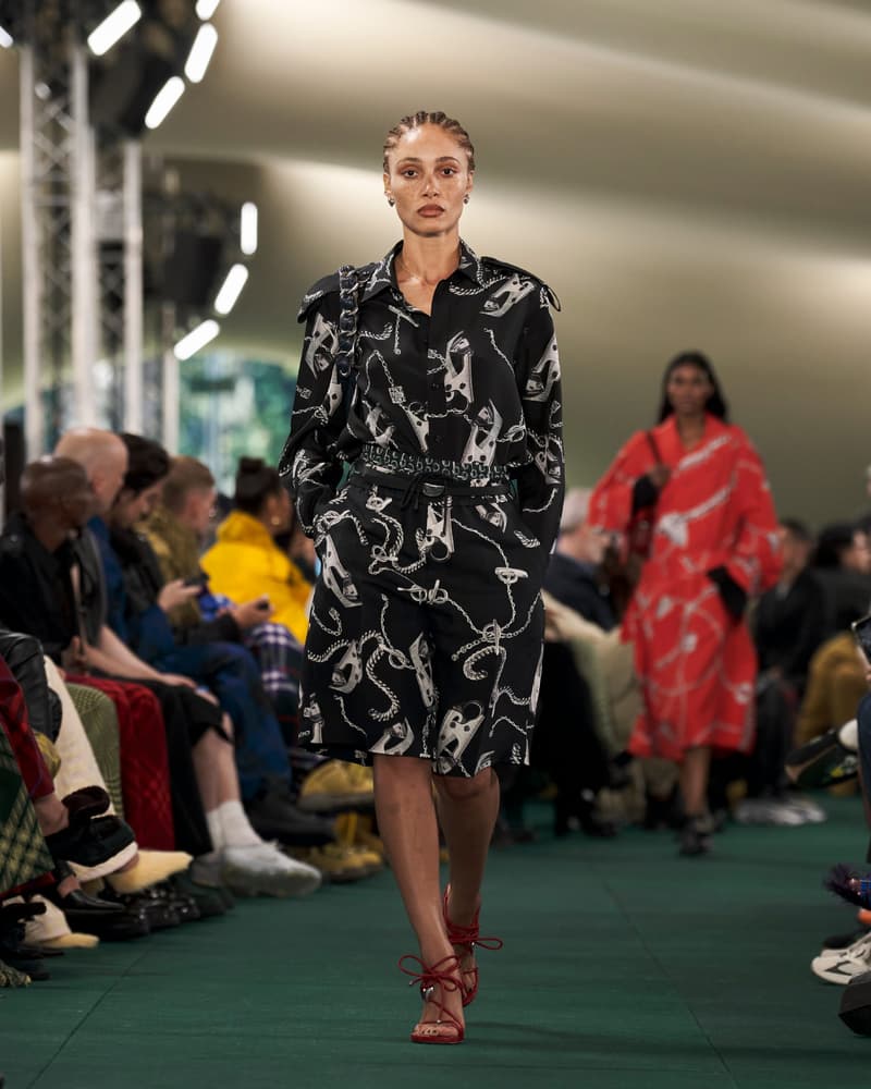 Burberry by Daniel Lee 2024SS fashion week runway