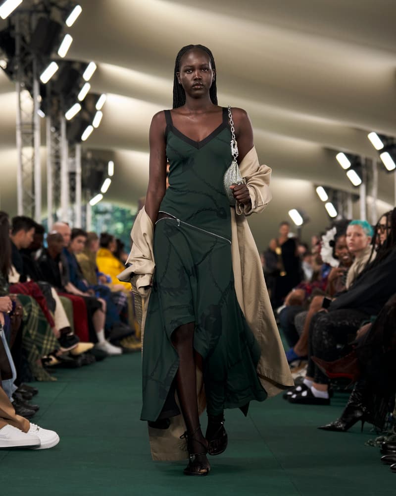 Burberry by Daniel Lee 2024SS fashion week runway