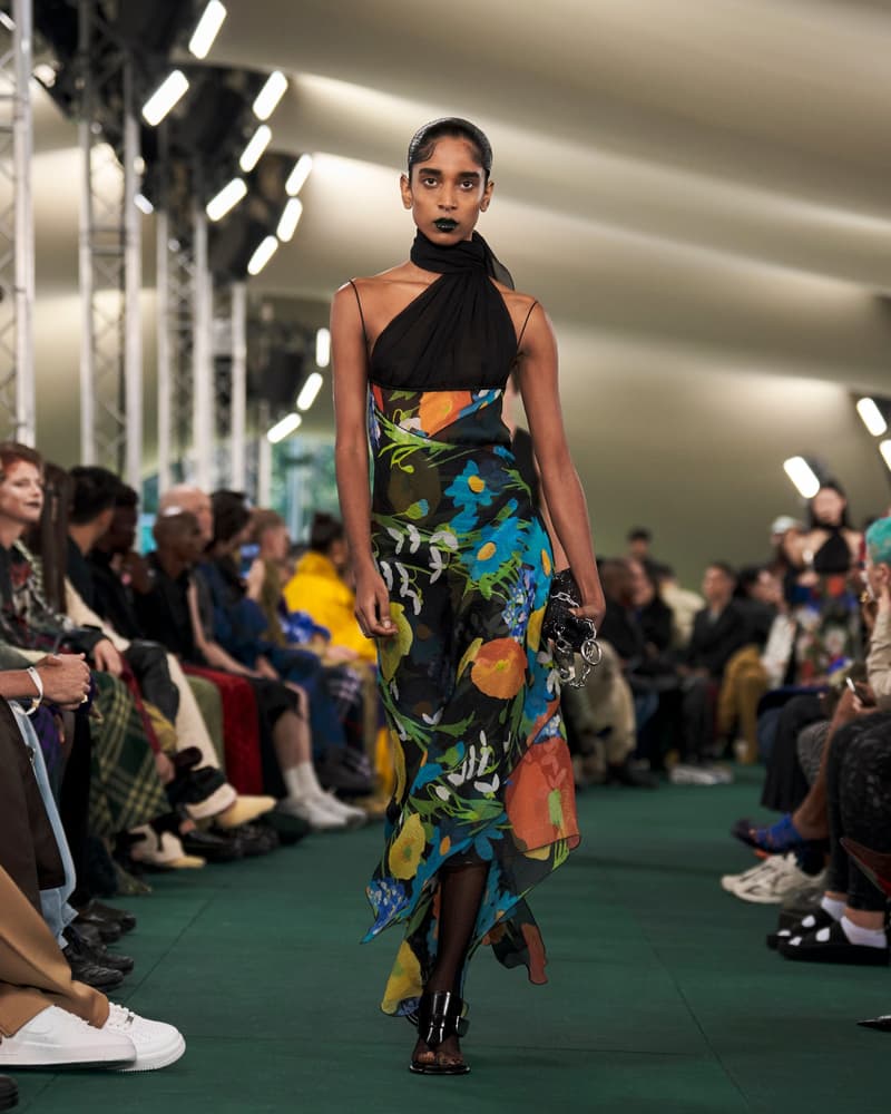 Burberry by Daniel Lee 2024SS fashion week runway
