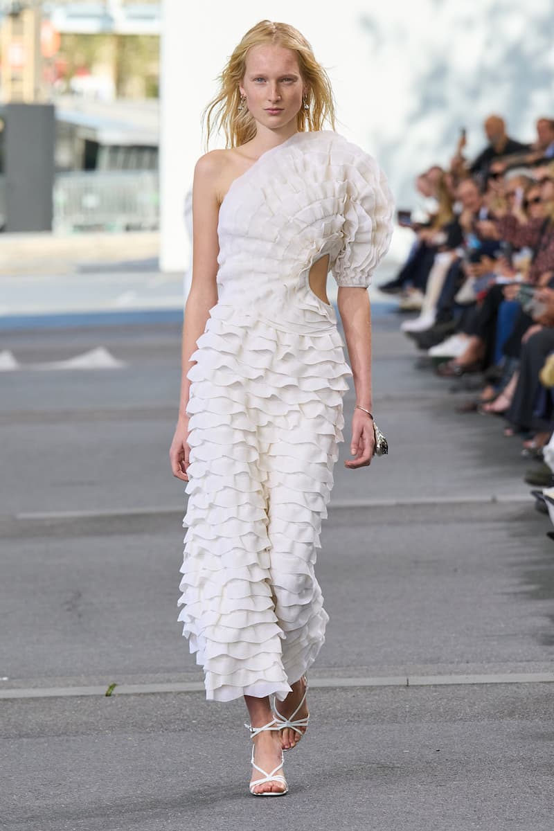 Chloé Gabriela Hearst last show 2024 ss paris fashion week looks runway